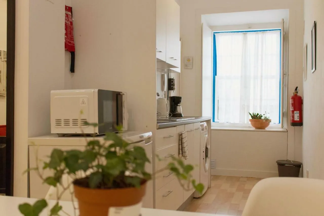 Apartment Like Home By Madrabica Lisbon